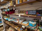 ハレイワのショップ