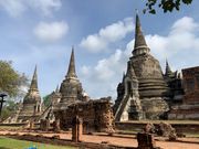 ワット・プラ・シー・サンペット。3つの仏塔が印象深かったです。