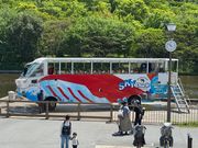 クルーズ終了、車体の塩分を流してます。