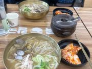 お昼ご飯のカルグクス