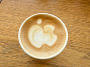 Appleパークでラテアート🍎