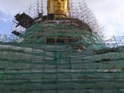 ワット・パクナム大仏