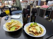 チョイスしていただいたタコス屋さん。タコスはもちろん、初めてのサボテンとコーラーが美味しかったです。