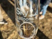 気球乗船後はシャンパンで乾杯