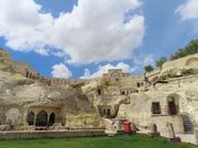 憧れの洞窟ホテル