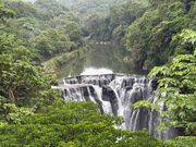 十分の滝を上から鑑賞