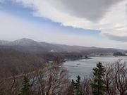 ウトロが一望できる場所にて撮影