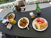 昼食　※ビュッフェ式