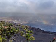 ハレマウマウ火口に出た虹