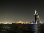 ドバイの夜景を存分に楽しみました。