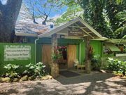 トロピカルファーム・マカダミアナッツアウトレット