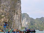 とてもフレンドリーな手漕ぎボート体験