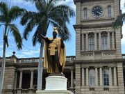 カメハメハ大王の像はカッコよかった