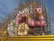 ピンク色ゾウさんは、お色直し中でした