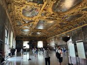 全部24金だそうです。昔日の栄耀栄華がしのばれます。