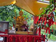 十分の滝散策途中の像