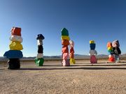 非常に神秘的！な巨大岩アート