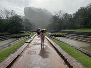 シーギリヤロックへ向かう道