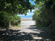 西桟橋に向かう道