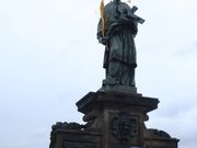カレル橋上の聖ヤン・ネポムツキー