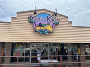 ブーツ&キモズで昼食