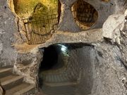 デリンクユ地下都市