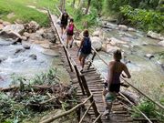 ここから入ります。