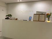 明るくおしゃれな受付