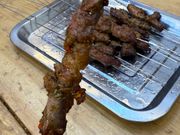 回民街
1人4串でボリュームありました。