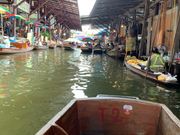 水上マーケット