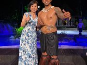 ショーが終わり、ダンサーの方とツーショットしました。