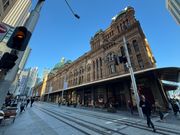 QVBも立ち寄りました