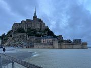 海に浮かぶモンサンミッシェル