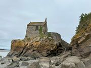 干潮時しか行けない聖オペール礼拝堂