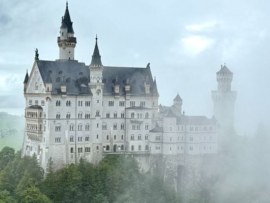 ノイシュヴァンシュタイン リンダーホーフ ヘレンキームゼー ノイシュバンシュタイン城、リンダーホーフ城、世界遺産ヴィース