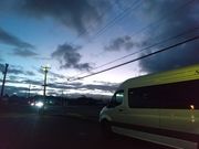 12人乗り、ステップがあるので乗り降りしやすい