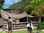 カヤックのところには草刈り係のヤギさん2匹