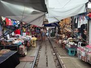 メークロン市場