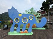 リサイクル品で作られた作品がたくさん並んでいます。これは猫空の要素が凝縮された1作品。