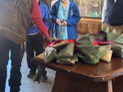 携帯やカメラなどラクダに乗る際に使うものはファーム側が用意したポーチのに入れるよう指示がありました