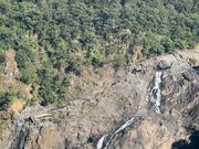 乾季のバロン滝