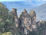 スリーシスターズ