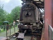 北朝鮮の砲撃を受けた機関車