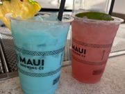 座席に着く前にドリンクが買えます。いっぱい23-24ドルくらい