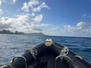 ダイアモンドヘッドに向かってクルーズ！