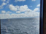 ヘルシンキからタリンに移動中の窓から