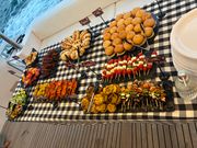 クルージングのディナーバイキング