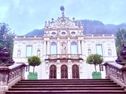 小雨でも綺麗なリンダーホーフ城