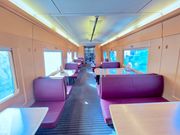 食堂車ダイニングカー