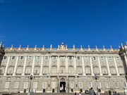 中に入りたかった…